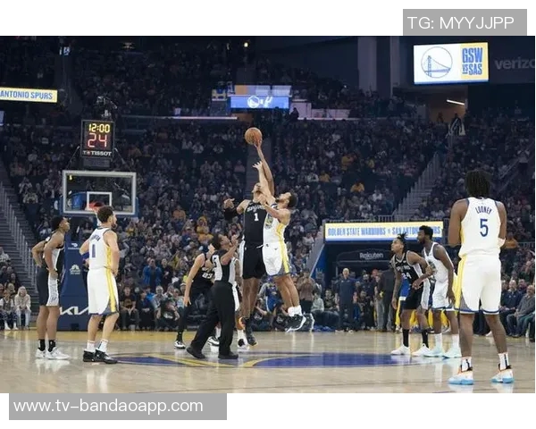 NBA赛事分析骑士轻松战胜勇士森林狼击败快船独行侠阻击火箭