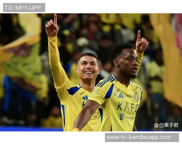 C罗谈激励源泉称詹姆斯与我同龄但我头发更多